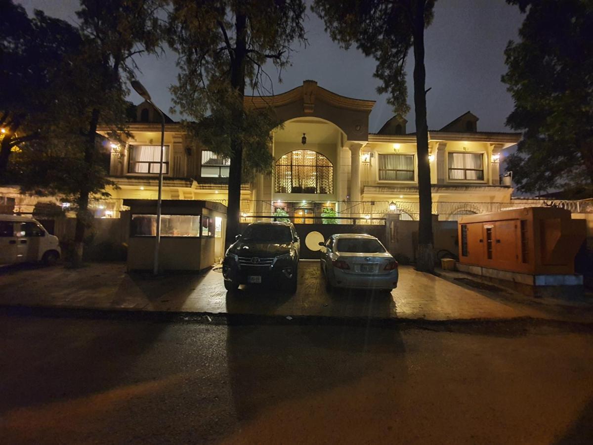 S Chalet Islamabad Bed & Breakfast Exterior foto